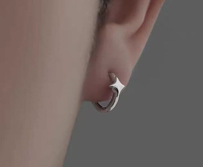 メンズピアス 星形モチーフ フープピアス 男性用