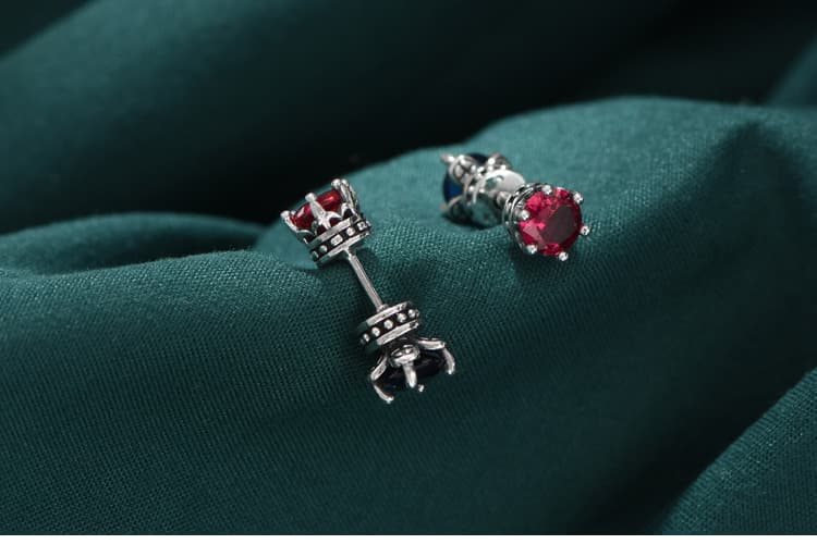 メンズピアス クラウン 宝石 ピアス