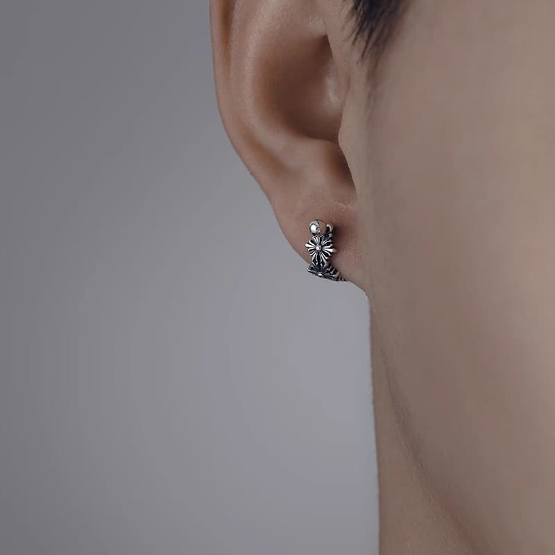 メンズピアス 十字紋章デザインピアス
