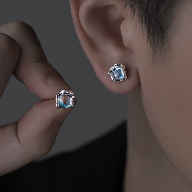 メンズピアス 透明石包み純銀ピアス
