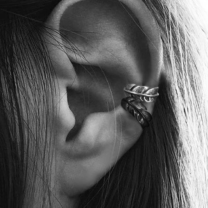 メンズピアス イヤーカフ 羽根彫刻イヤーカフ