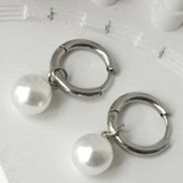メンズピアス 真珠ドロップフープピアス