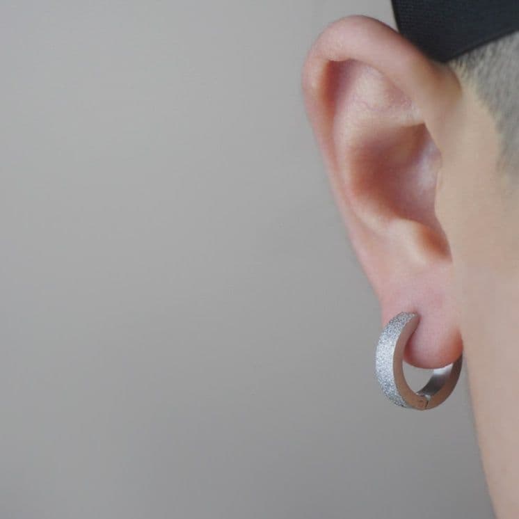 メンズピアス マットリング フープピアス