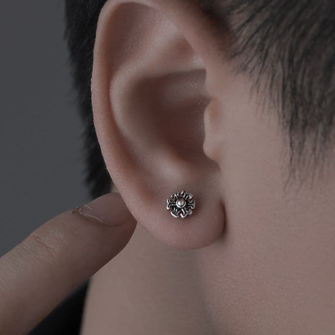 メンズピアス 六芒星モチーフ純銀ピアス