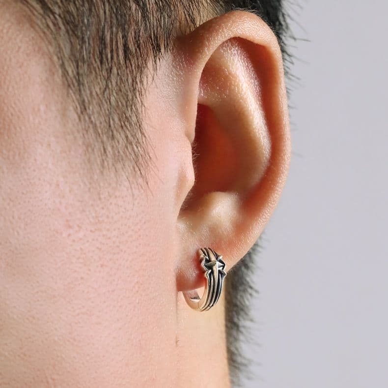メンズピアス 幾何学彫刻フープピアス