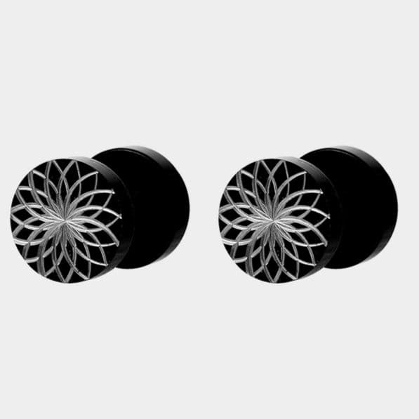メンズピアス 花弁模様の純チタンスタッドピアス