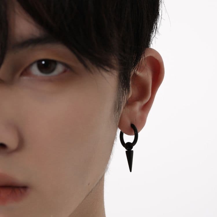 メンズピアス 尖鋭フープ チタンピアス