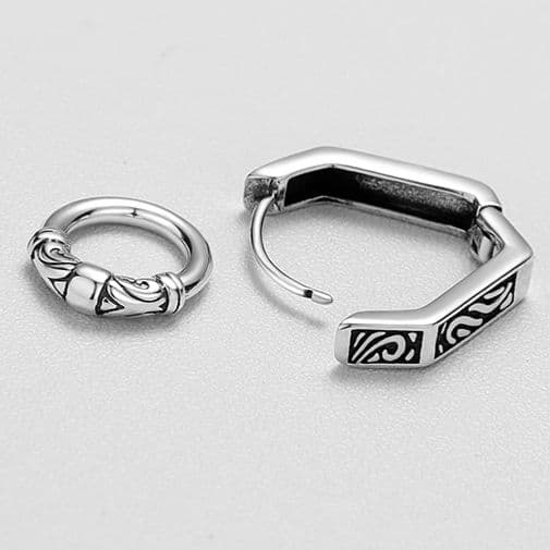メンズピアス 伝統模様の輪環ピアス