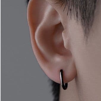 メンズピアス シンプルフープ耳飾り