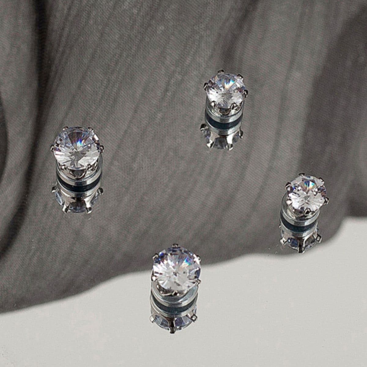 メンズピアス シンプル輝石ピアス