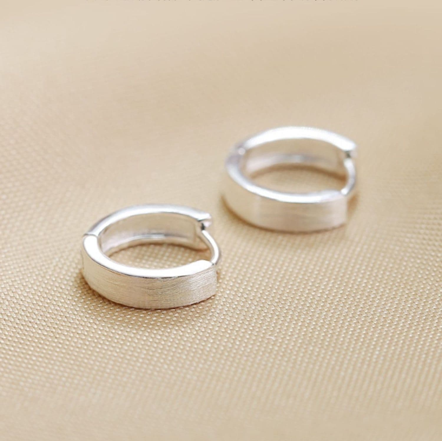 メンズピアス シンプル輪ピアス