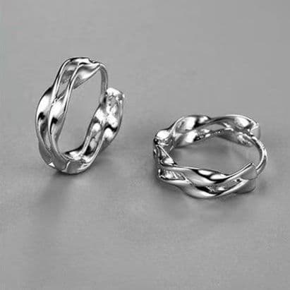 メンズピアス ねじれイヤリング