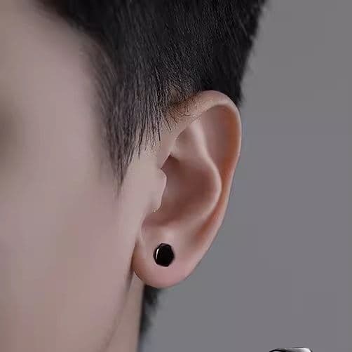 メンズピアス 五角形ミニマルスタッドピアス