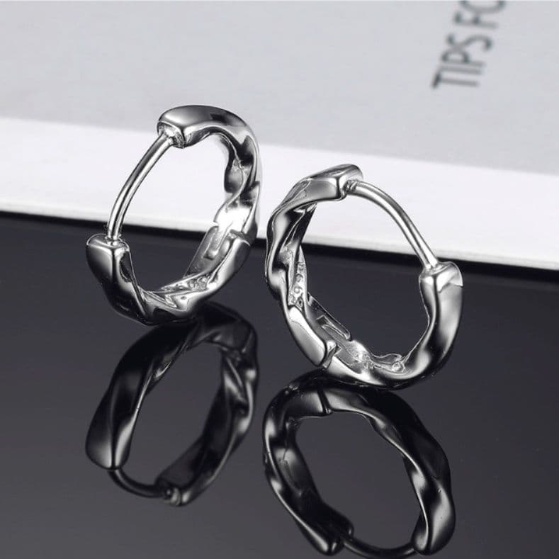 メンズピアス ねじれフープピアス