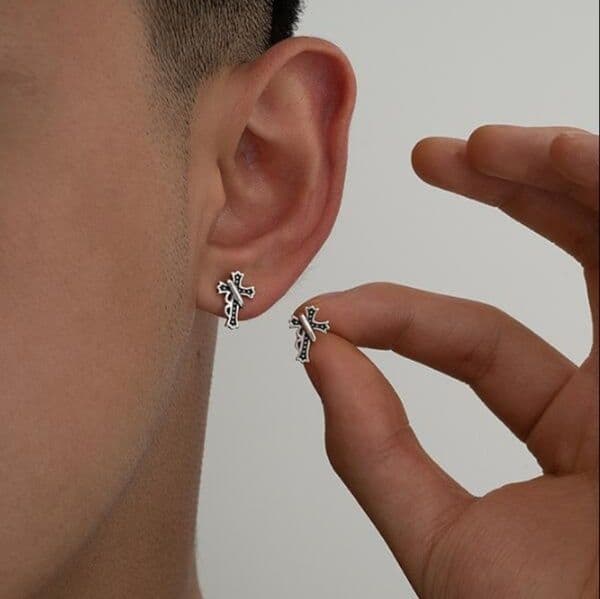 メンズピアス メンズ シルバー 十字架 ピアス クロスデザイン