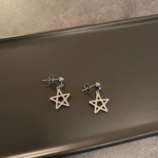 メンズピアス シルバー 星型 ピアス ユニセックス カップル向け アクセサリー