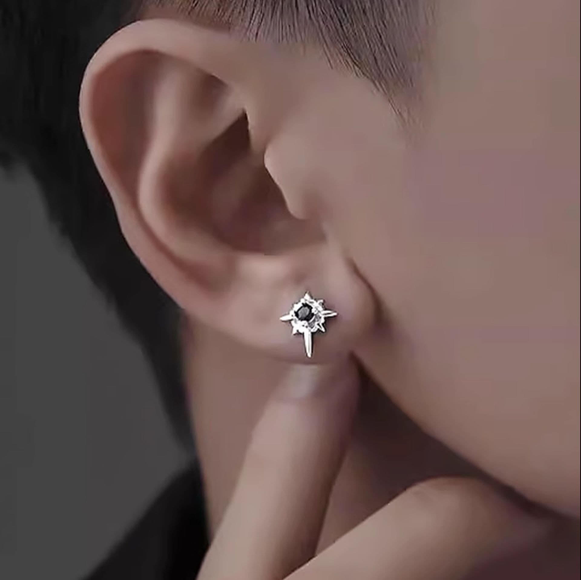 メンズピアス 星光きらめきスタッズピアス