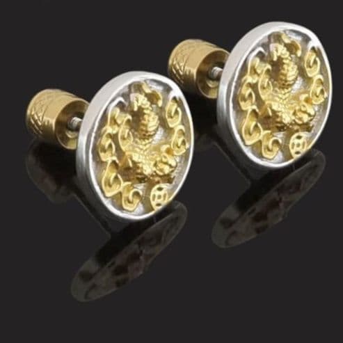 メンズピアス 貔貅彫刻円形スタッドピアス