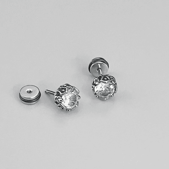 メンズピアス 職人技が光る宝石円形ピアス