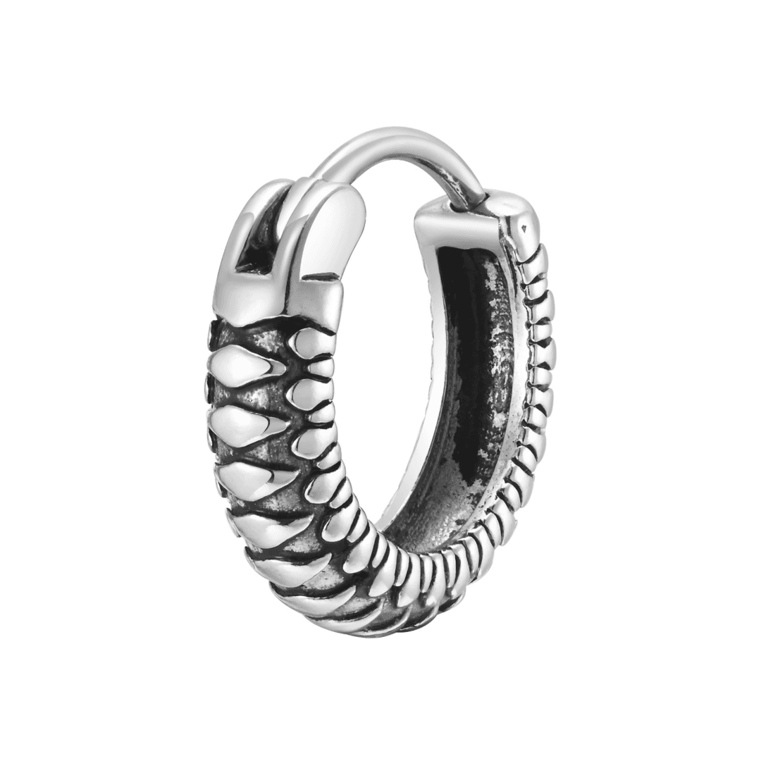 メンズピアス 職人彫り シルバーリング型フープピアス
