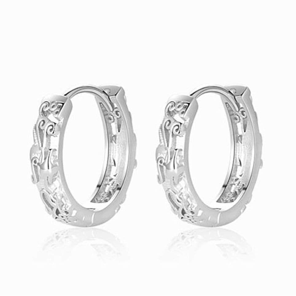 メンズピアス 彫刻細工のフープピアス