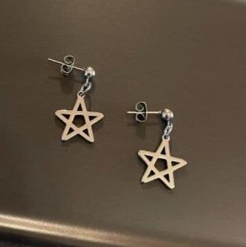 メンズピアス シルバー 星型 ピアス ユニセックス カップル向け アクセサリー
