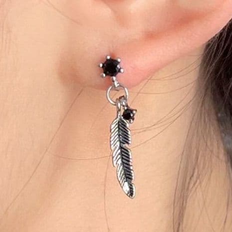 メンズピアス シルバーピアス 羽根モチーフ 黒石付き メンズ 個性派
