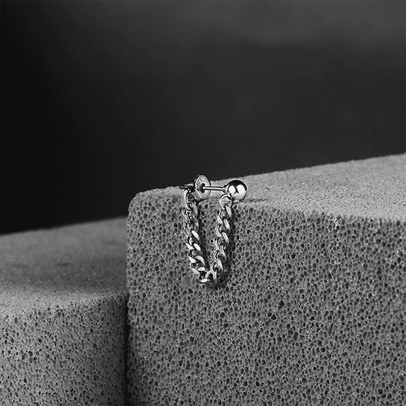 メンズピアス 渦巻き模様チェーンピアス