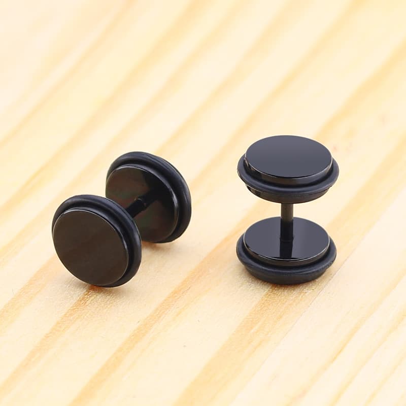 メンズピアス シンプル輝き チタンピアス