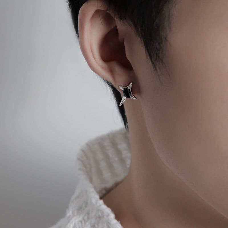 メンズピアス 星形クリスタルスタッドピアス