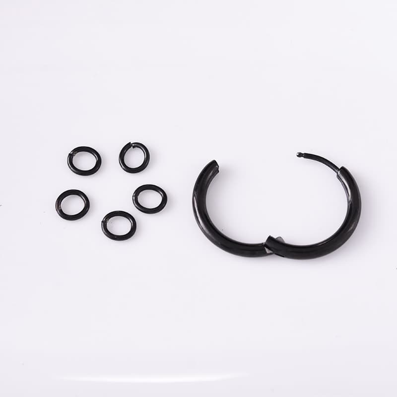 メンズピアス シンプル輪っか飾り付きフープピアス