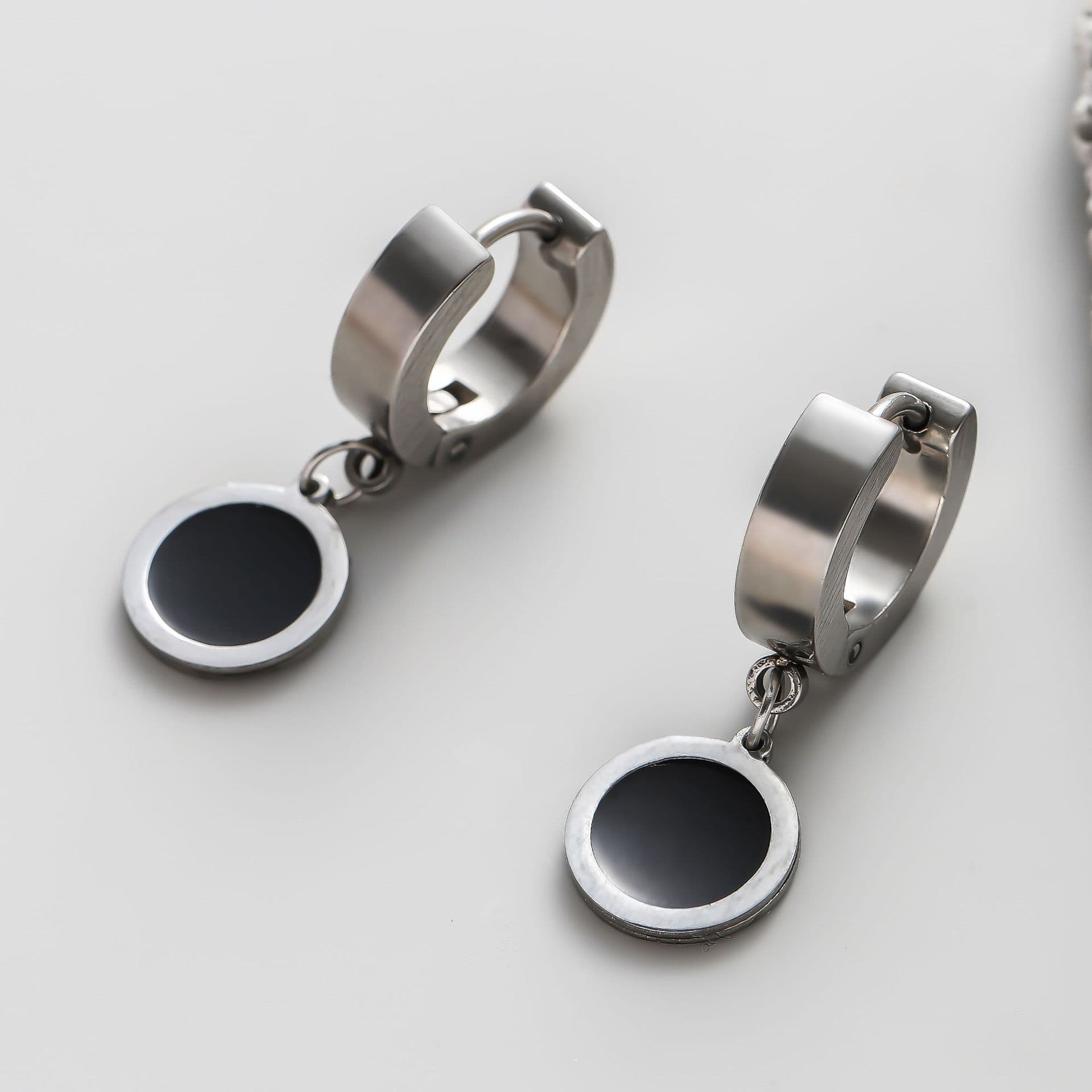 メンズピアス モダンサークル フープピアス