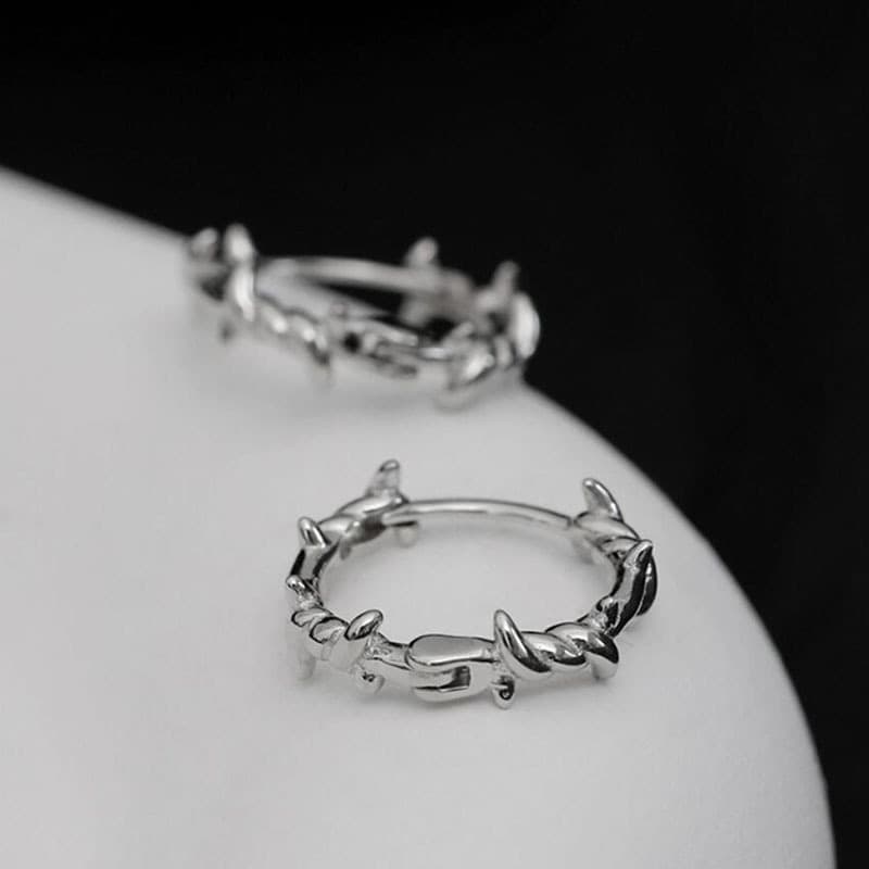 メンズピアス 三日月トゲデザインリング