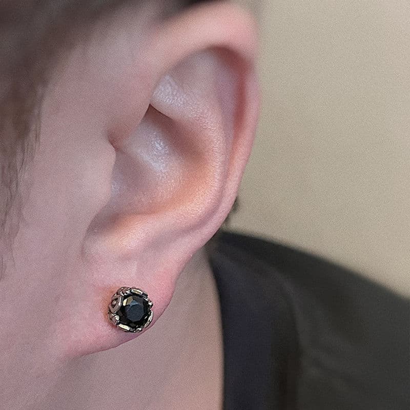 メンズピアス 職人技が光る宝石円形ピアス
