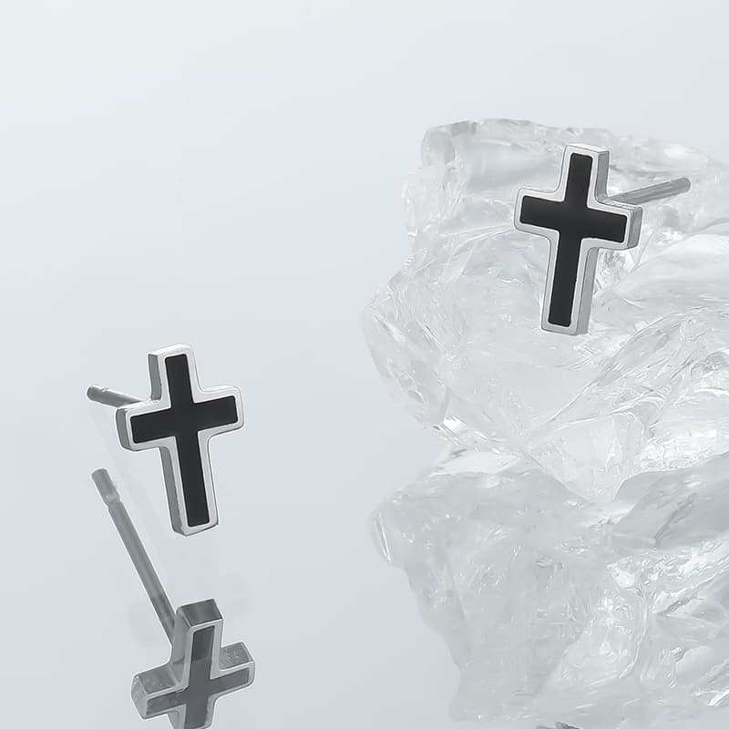 メンズピアス 十字架シンプルスタッドピアス