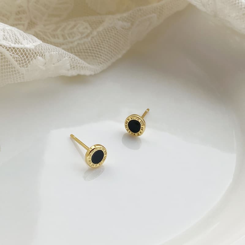 メンズピアス 上質シンプル丸形スタッドピアス