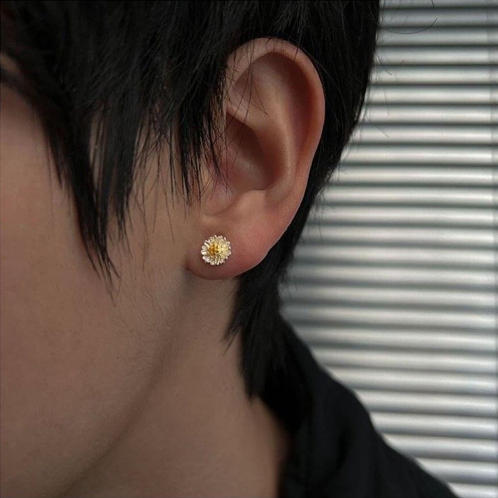 メンズピアス 小菊の花 デイジーピアス