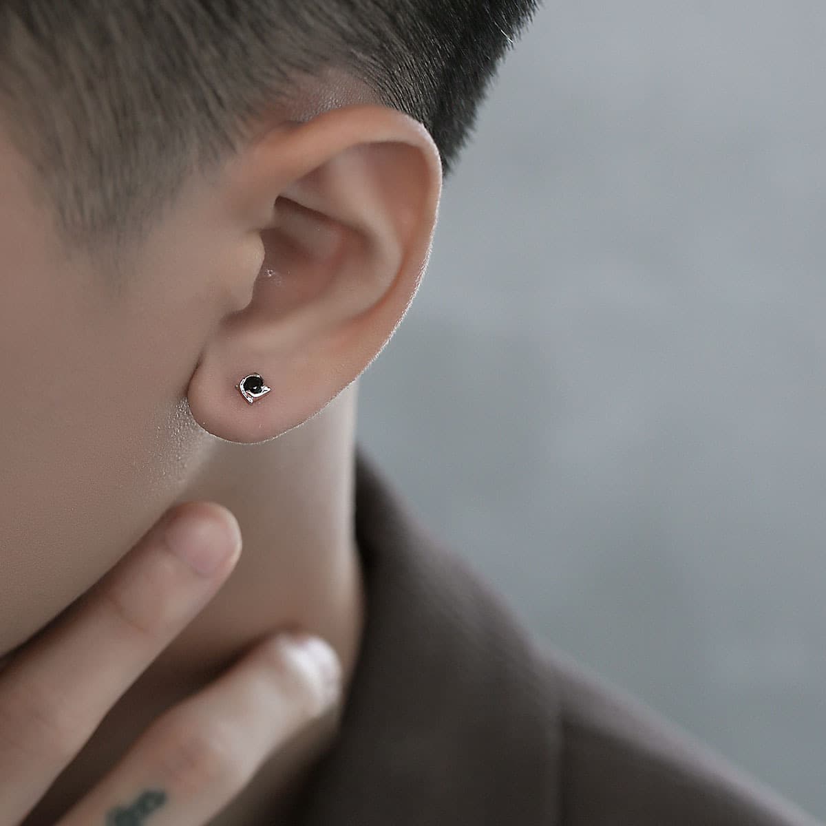 メンズピアス シンプル猫耳モチーフピアス