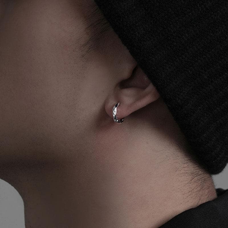 メンズピアス ねじれデザイン フープピアス