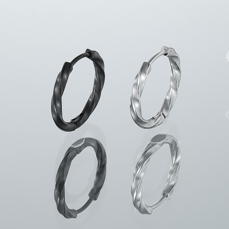 メンズピアス らせん模様シンプルフープピアス