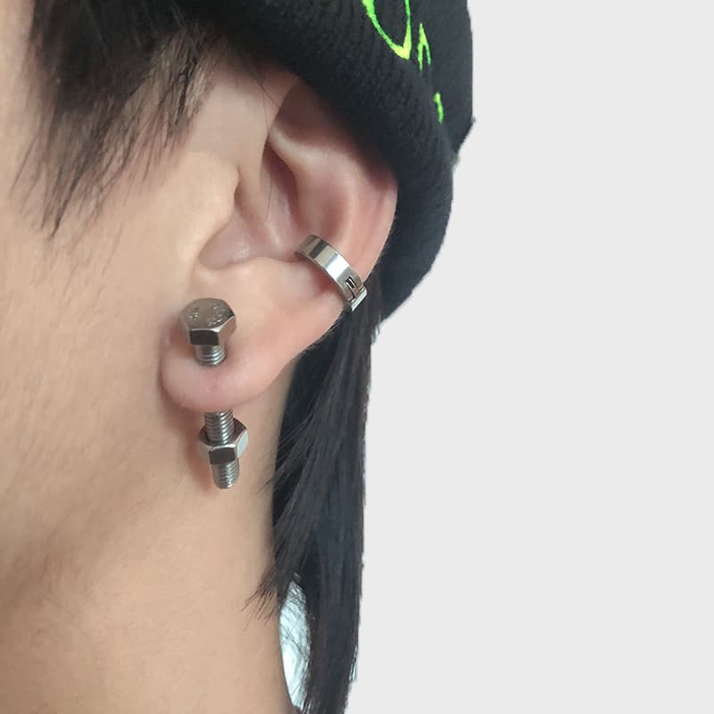 メンズピアス ボルトナット風 工具モチーフピアス