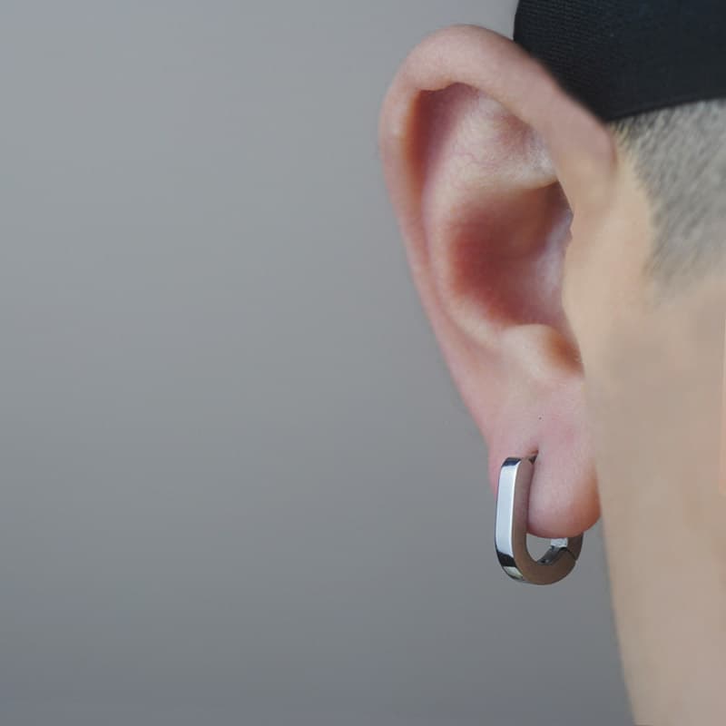 メンズピアス シンプル長方形マットピアス
