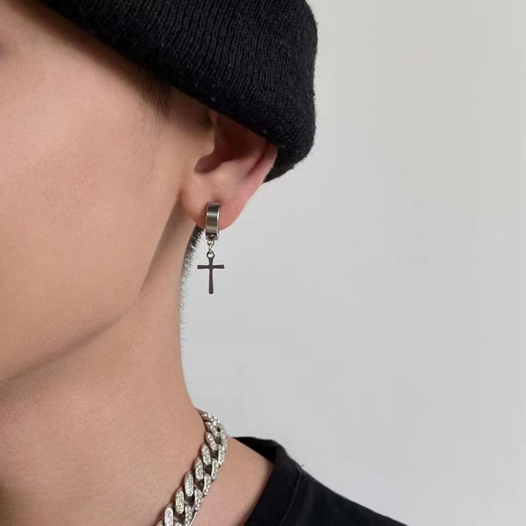 メンズピアス クロス揺れるフープピアス