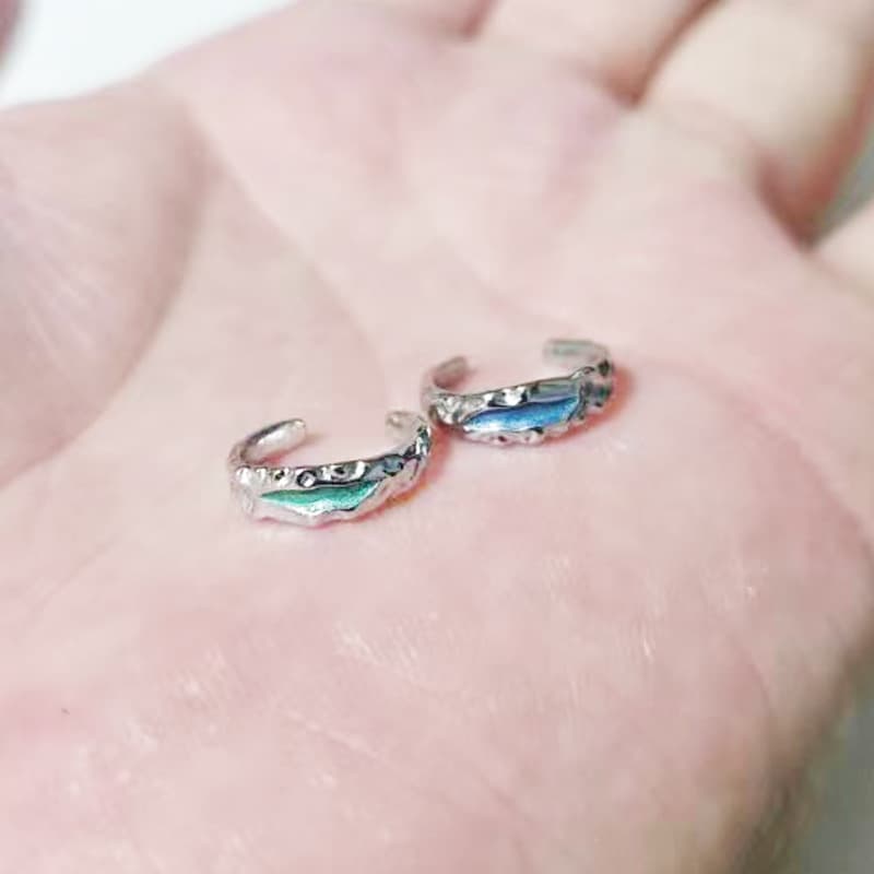 メンズピアス イヤーカフ 葉模様デザイン重ね付けイヤーカフ