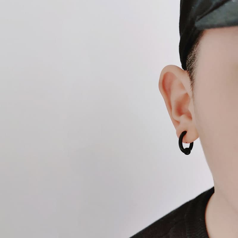 メンズピアス リングピアス シンプル輪郭ピアス