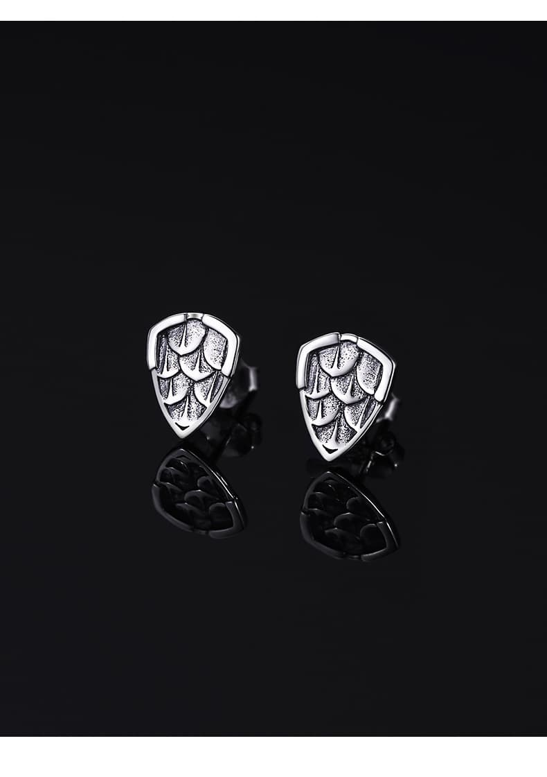 メンズピアス シールドデザインスタッドピアス