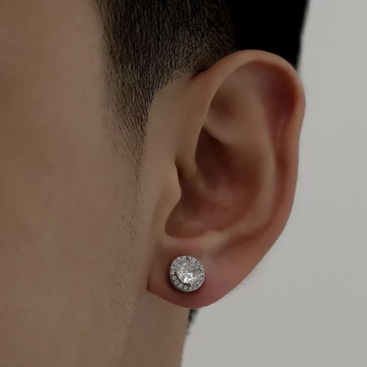 メンズピアス 宝石輝きラウンドストーンピアス