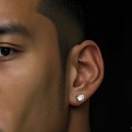 メンズピアス 煌めきクリスタル磁石ピアス