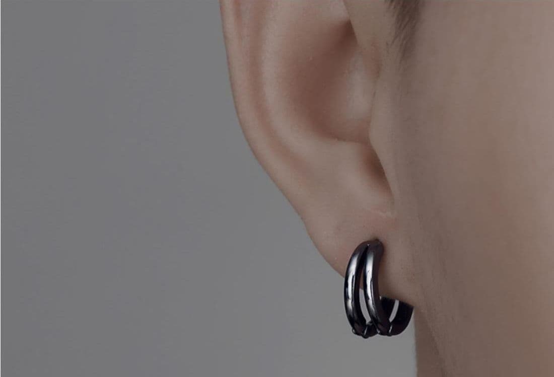 メンズピアス 二連重ねづけ風デザインリングピアス
