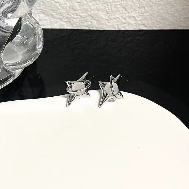 メンズピアス 渦巻き真珠スタッドピアス